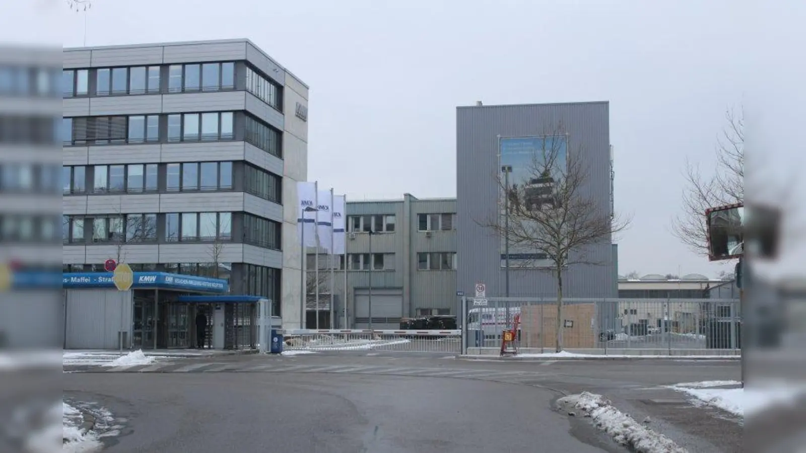 Das Rüstungsunternehmen Krauss-Maffei Wegmann (KMW) betreibt an seinem Standort in Allach eine Panzerteststrecke. (Foto: sb)