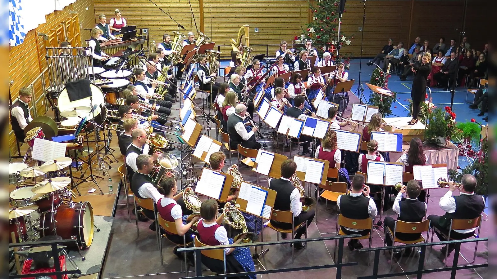 Die Blaskapelle sorgt für gute Laune mit ihrem Neujahrskonzert. (Foto: Hennig)