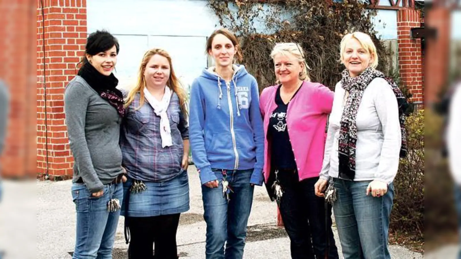 Das Team des Freizeittreffs in Freimann: Ihre Arbeitsstätte soll voraussichtlich ab Herbst generalinstandgesetzt werden. 	 (Foto: ws)