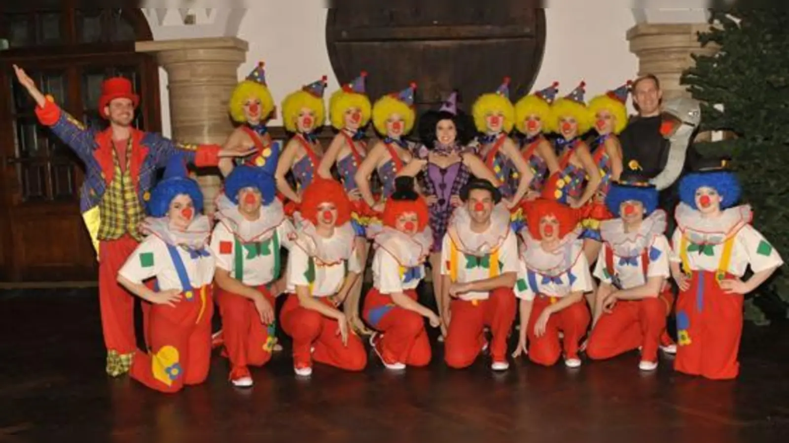 Wenns fröhlich aussieht und das Publikum seine Freude hat, dann hat die Münchner Prinzengarde alles richtig gemacht.	 (Foto: TSC Metropol)