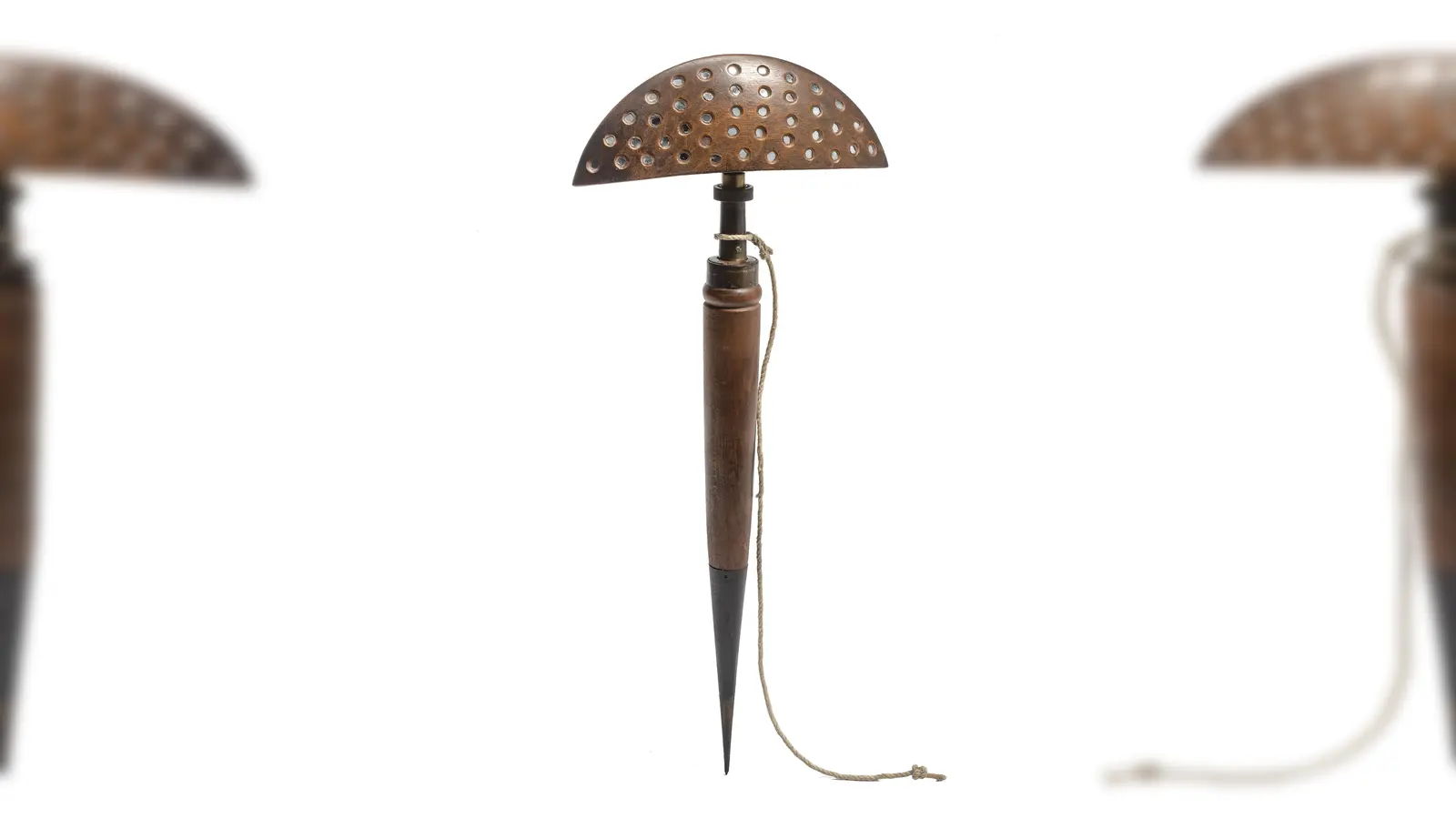 Mit dem „Lerchenspiegel” konnte man die Vögel in Scharen anlocken, um sie dann als Braten zu verspeisen.  (Foto: Hubert Czech, Deutsches Museum)