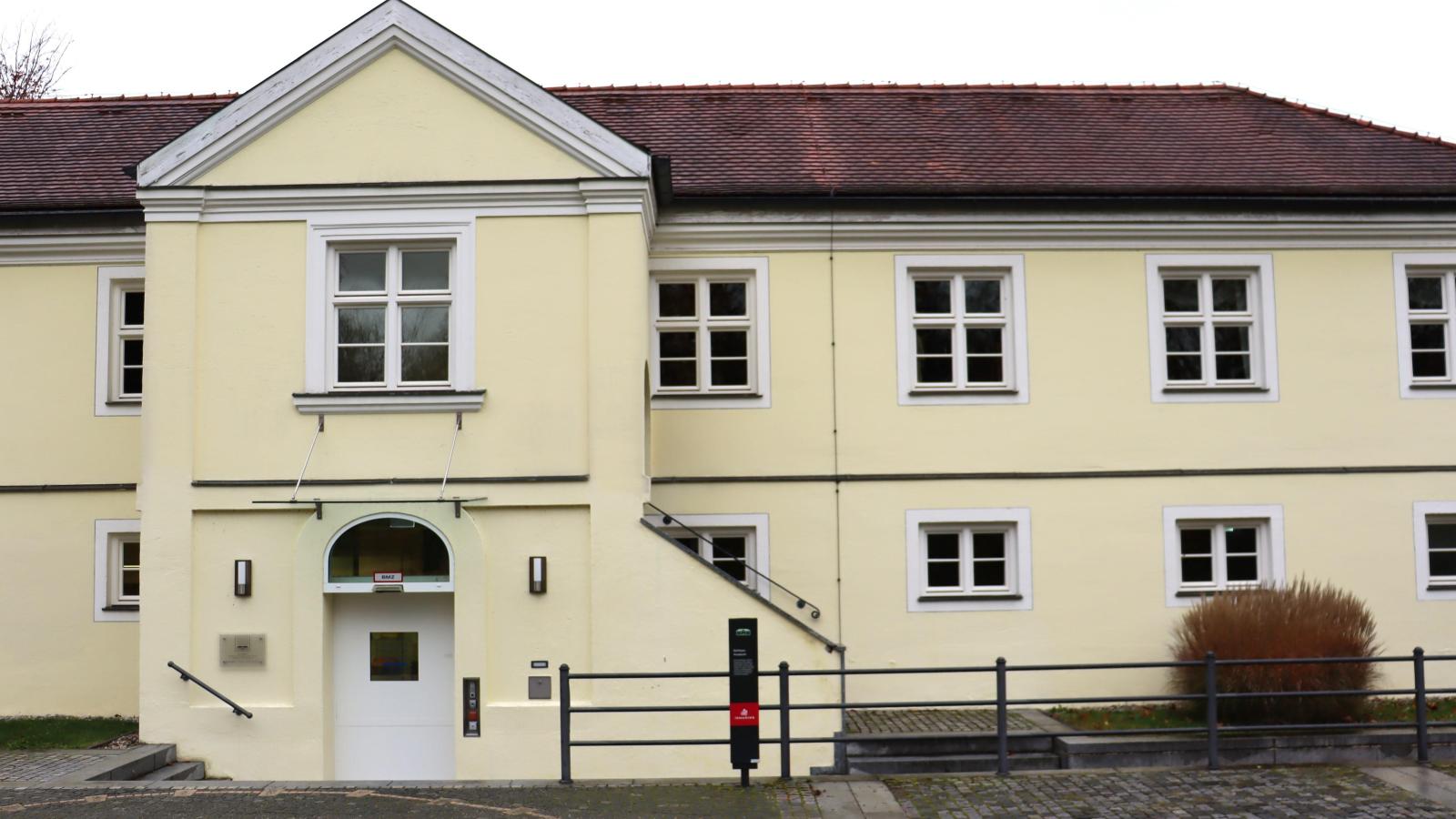 Zum-40-j-hrigen-Bestehen-Schlossmuseum-Ismaning-zeigt-Sonderausstellung