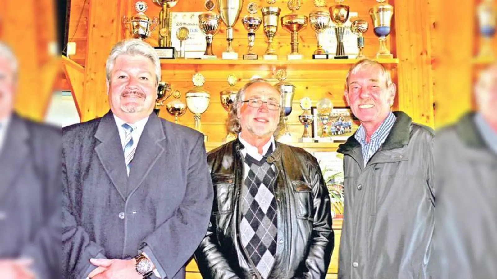Rudolf Rubenwolf, Vorsitzender des TSV Waldtrudering, Finanzverwalter Kurt Mommer und Heinz von Mallek, Vorsitzender des Fördervereins.	 (Foto: kk)