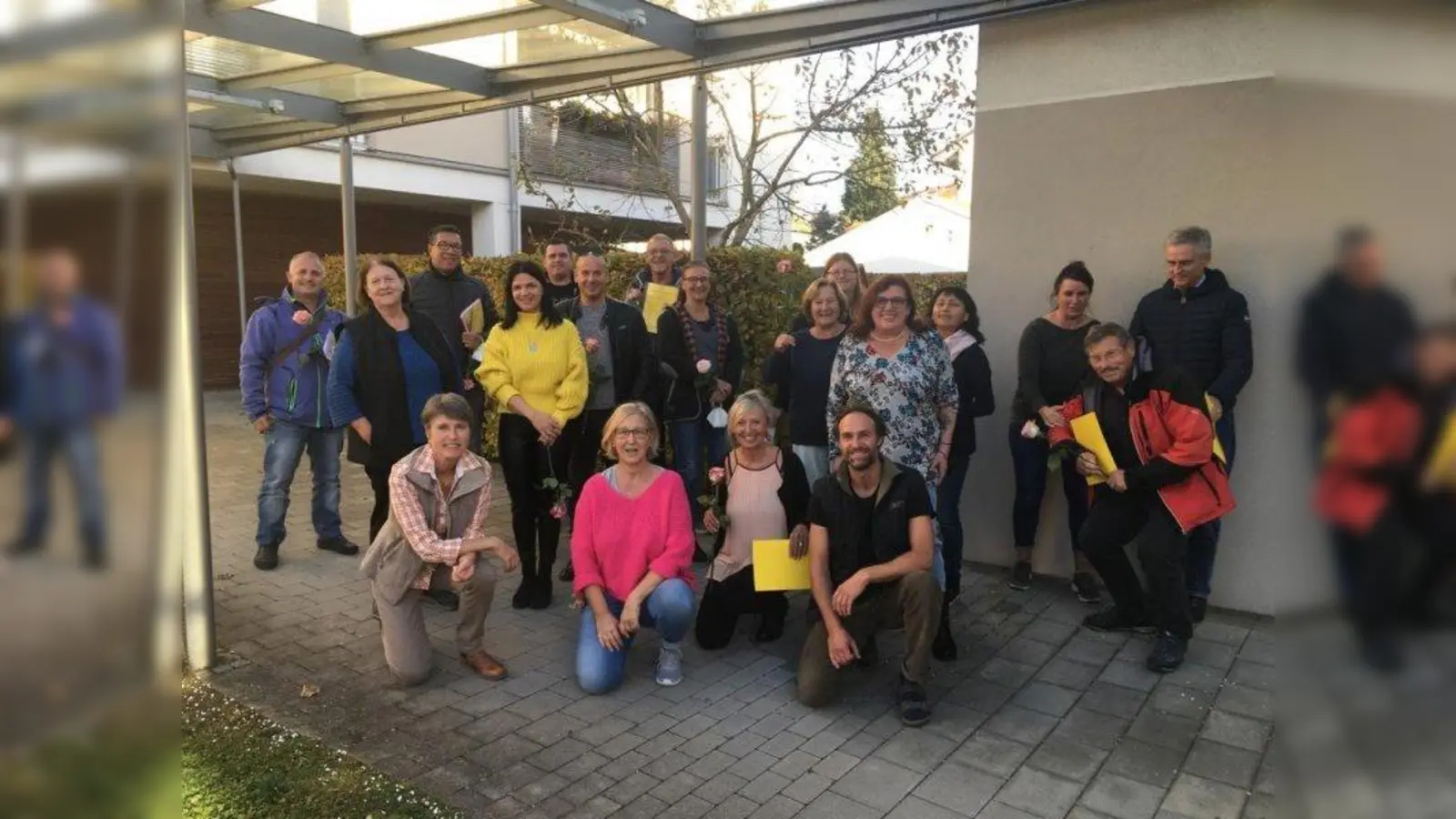 Gute Stimmung in den Kursen: Die Fachstelle für pflegende Angehörige der Nachbarschaftshilfe Inning hat im Oktober wieder Ehrenamtliche in der Alltagsbegleitung und in haushaltsnahen Dienstleistungen geschult. (Foto: Nachbarschaftshilfe Inning e.V., B. Schachtschneider)