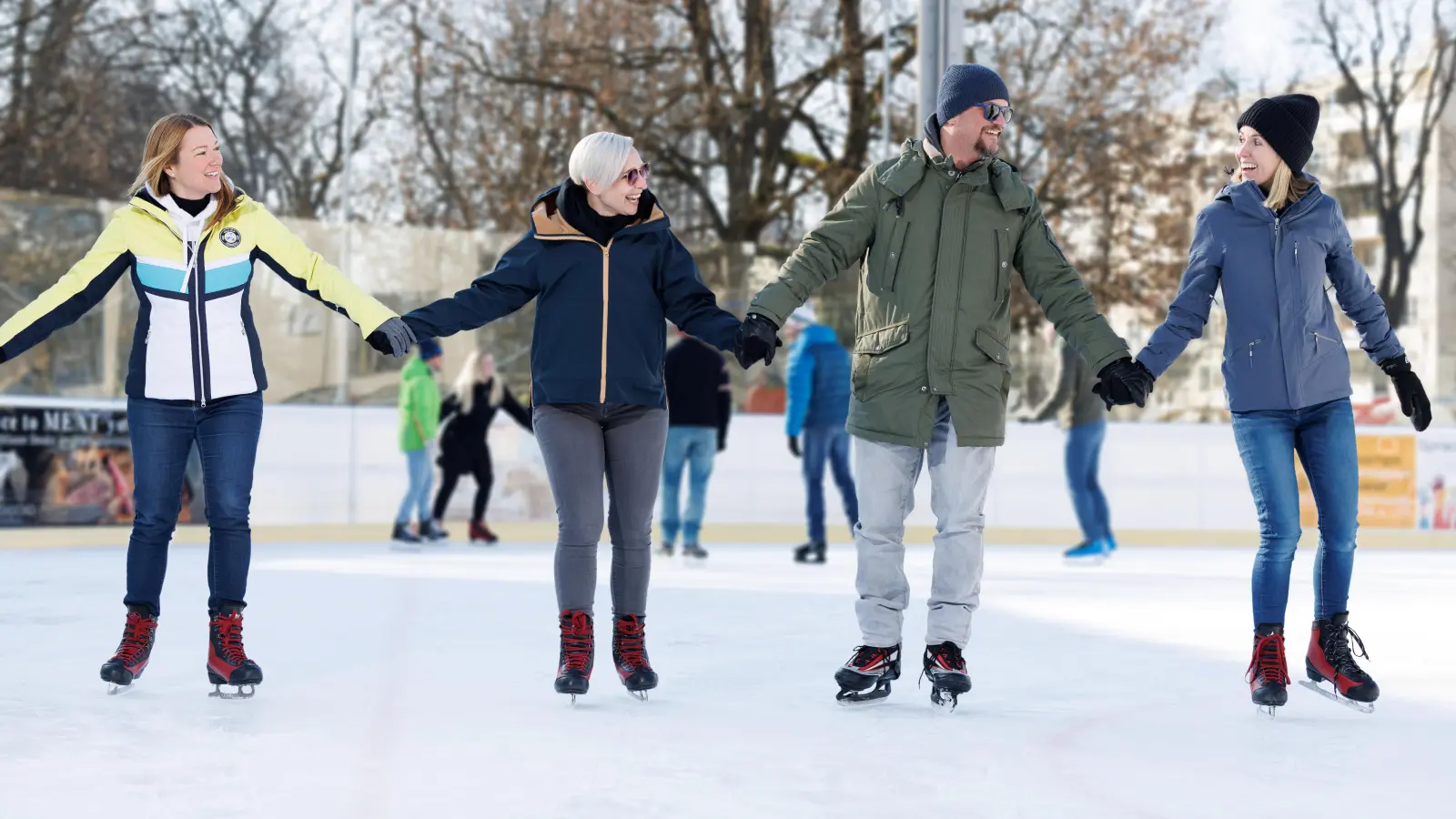 Eislaufen im Prinzregentenstadion ist nur noch bis 1.März möglich. (Foto: SWM/Stefan Obermeier)