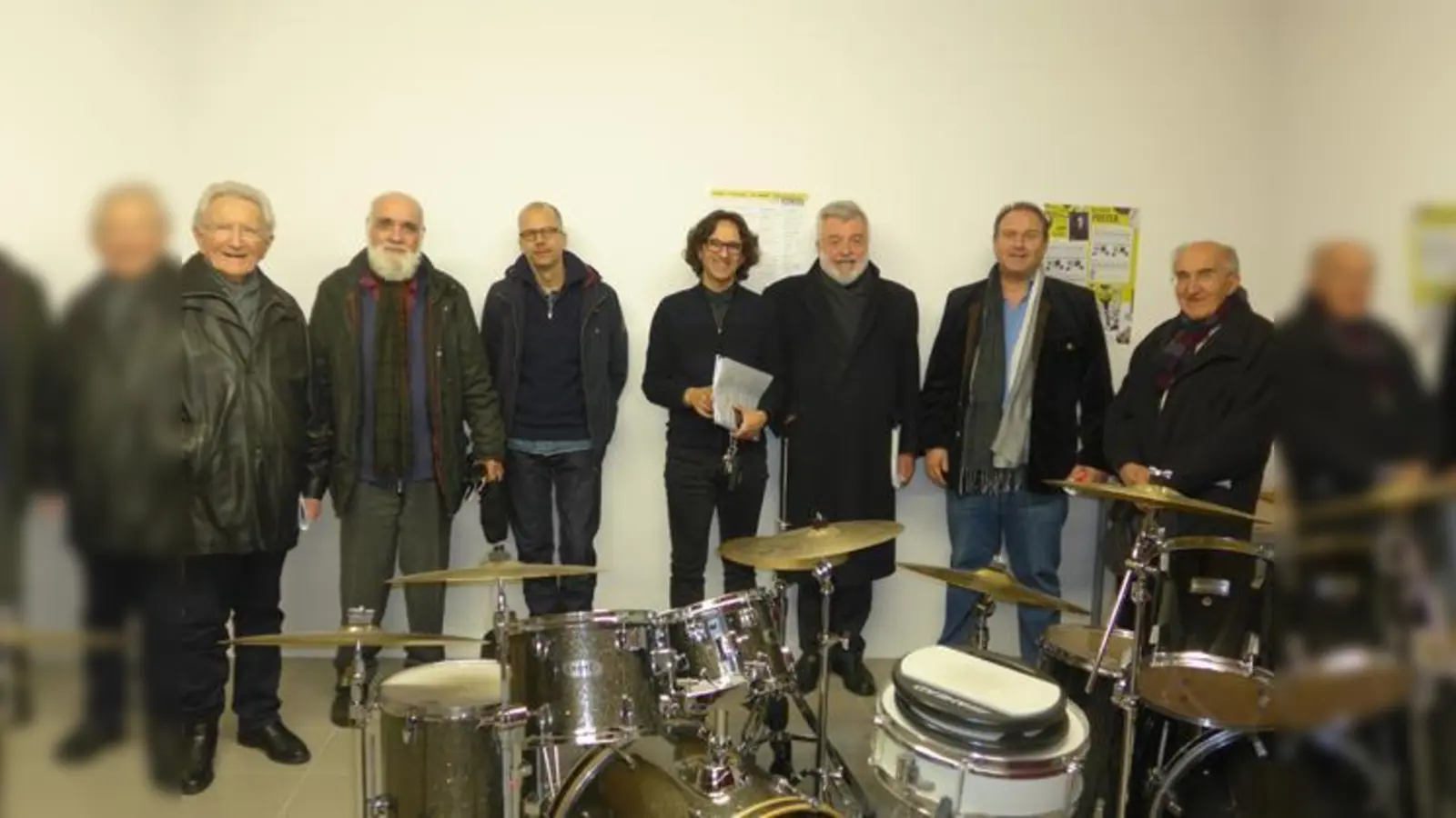 Von links: Simon Hundmeyer, Dieter Weber, Stephan Birk, Bernd Kölmel, Kurt Schneeweis, 3. Bürgermeister der Gemeinde Grasbrunn, Michael Hagen und Robert Fischer.  (Foto: Ingrid Röser)