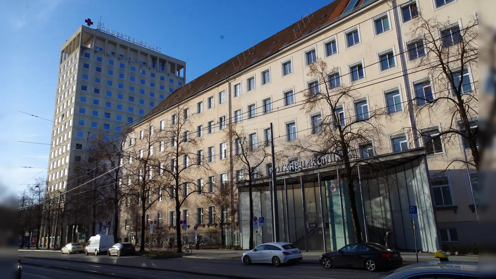 Die Frauenklinik aus der Taxisstraße soll ins Rotkreuzklinikum in der Nymphenburger Straße integriert werden. (Foto: Beatrix Köber)
