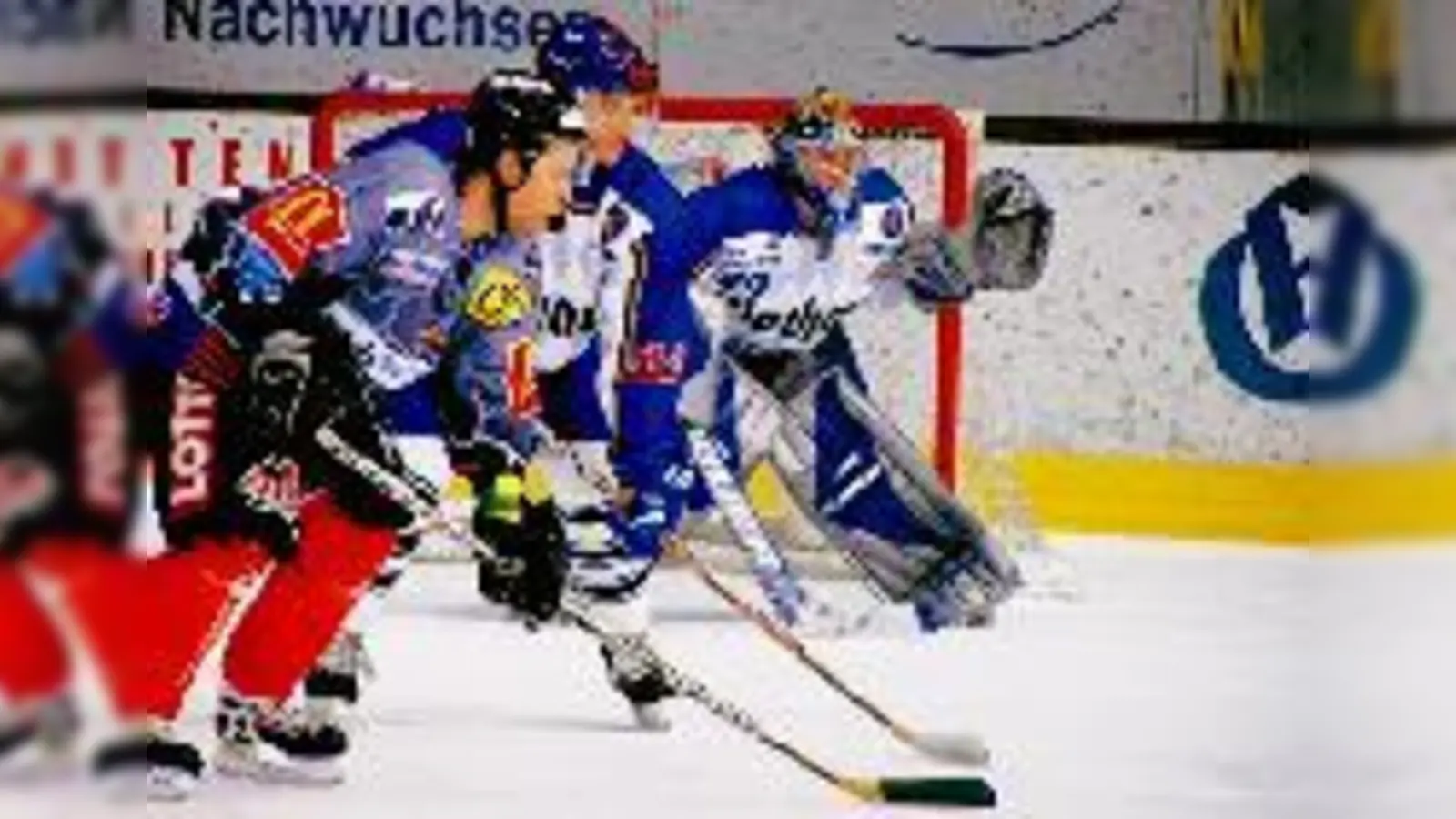 Hochkonzentriert lief das Spiel am  (Freitag.Foto: mh)