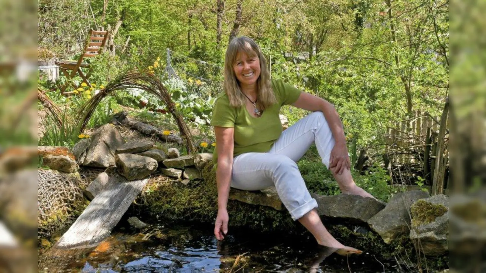 Kerstin Lüchow ist leidenschaftliche Naturgärtnerin und gestaltete ihren Garten zehn Jahre lang in ein artenreiches Biotop um. (Foto: Kerstin Lüchow)
