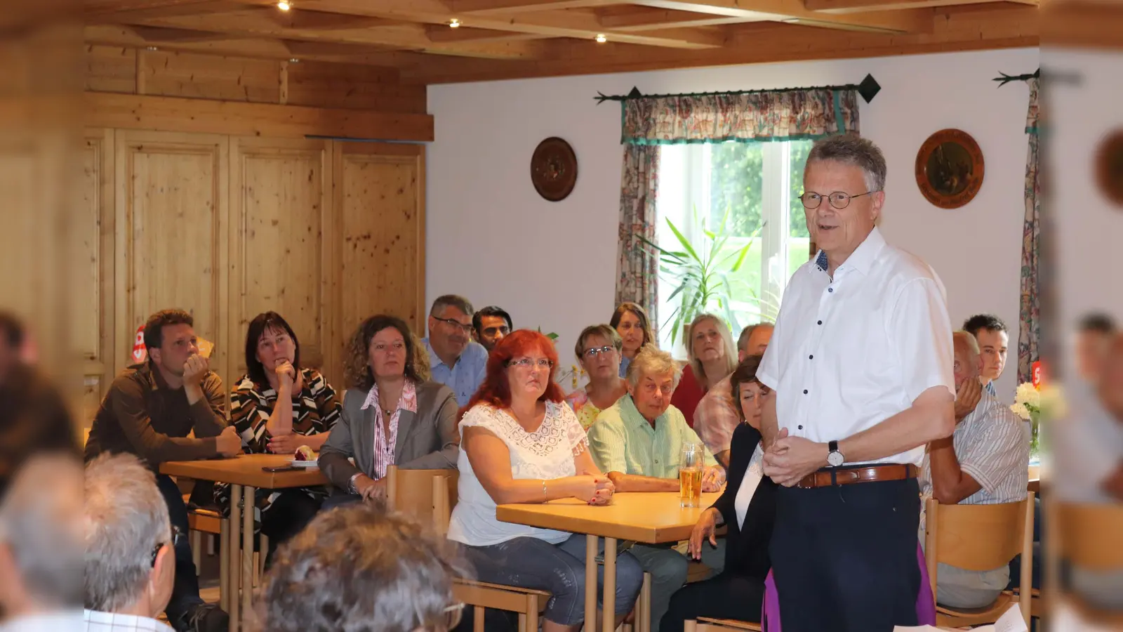 Hans Schreiner stellt offen die Finanzierbarkeit der aktuellen Trasse für die Nordumfahrung von Erding infrage. (Foto: kw)