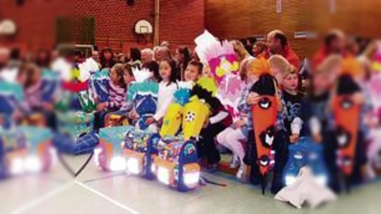 In der Grundschule Feldkirchen startete der erste Schultag für 65 ABC-Schützen mit einer Schulanfangsfeier. 	 (Foto: Gemeinde)