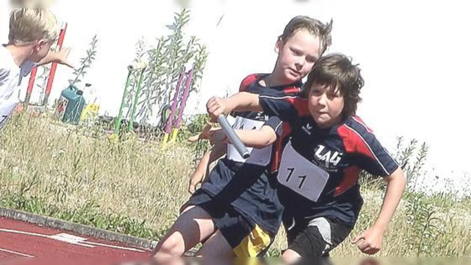 Die Kids beim Staffellauf.	 (Foto: TSV Neufahrn)