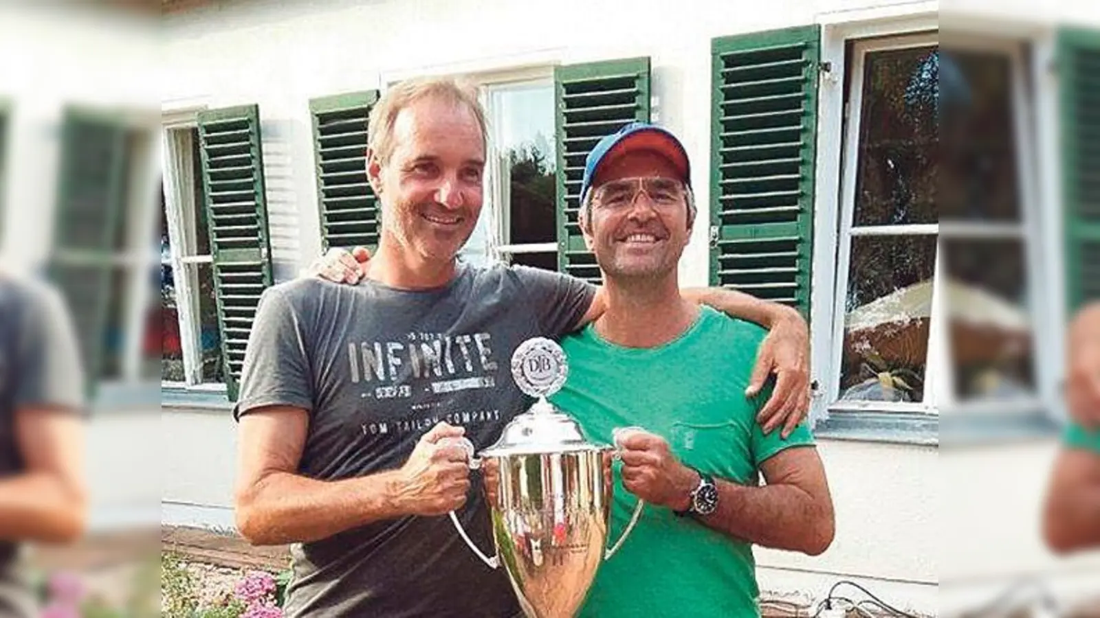 Erfolgreiche Tennisspieler: Peter Anneser (links) und Christoph Schaal vom TSV Feldkirchen.	 (Foto: Verein)