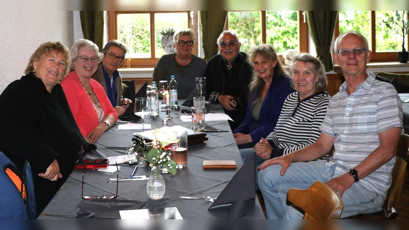 Der Seniorenbeirat Moosburg veranstaltete bereits zum vierten Mal ein „Gespräch am Runden Tisch“.  (Foto: Seniorenbeirat)