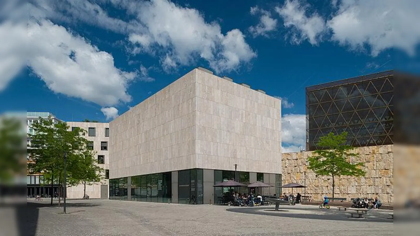 Seit 2007 gibt es das Jüdische Museum am St.-Jakobsplatz 16 nun schon. Jeden dritten Dienstag finden Führungen speziell für Senioren statt.  (Foto: © Daniel Schvarcz )