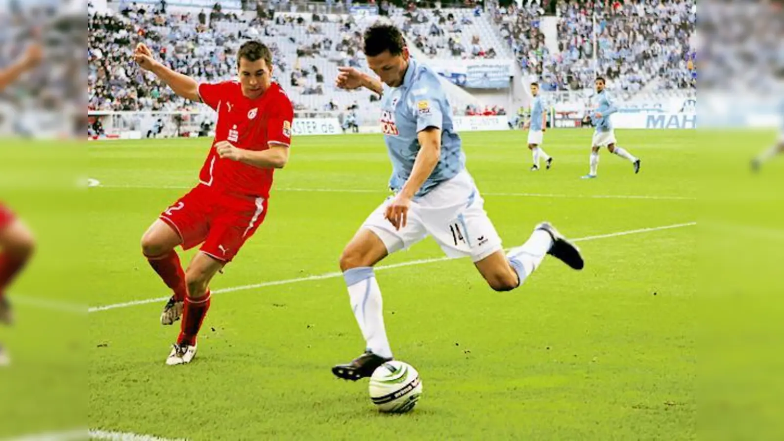 José Holebas (hier im Hinspiel gegen Düsseldorf) konnte am Sonntag nicht die erhofften Akzente setzen.	  (Foto: Anne Wild)