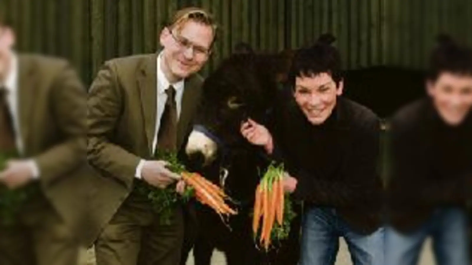 Robert von Radetzky und Gesine von Prittwitz mit ihrem neuen Schützling  (Foto: Sabine Münch)