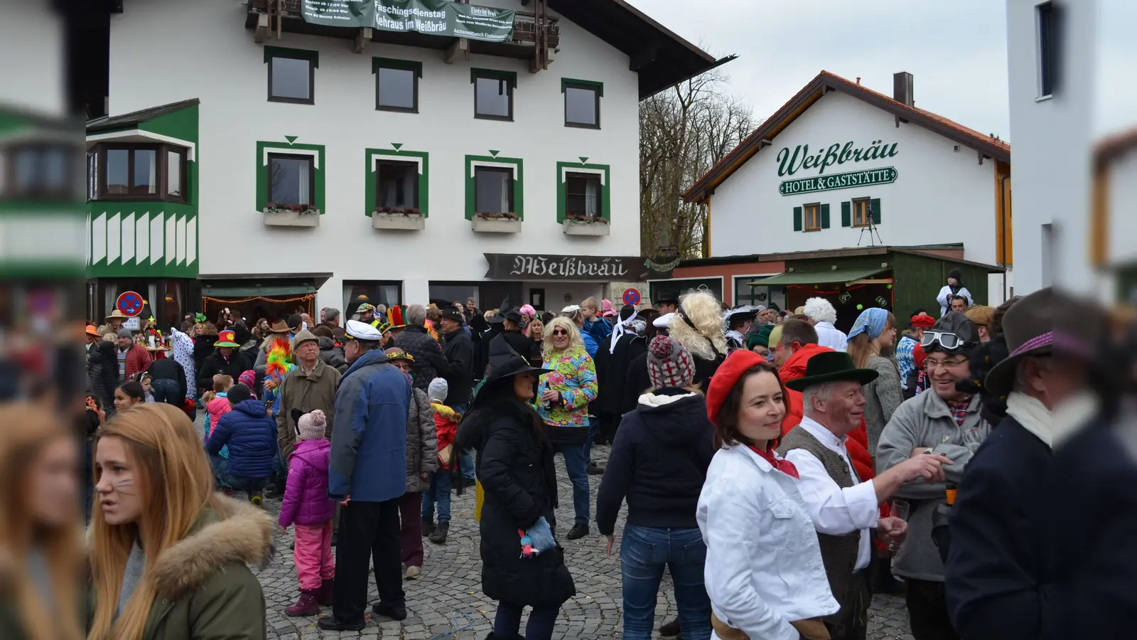 Der Burschenverein Deisenhofen lädt am Faschingssonntag herzlich ein.  (Foto: Burschenverein Deisenhofen)