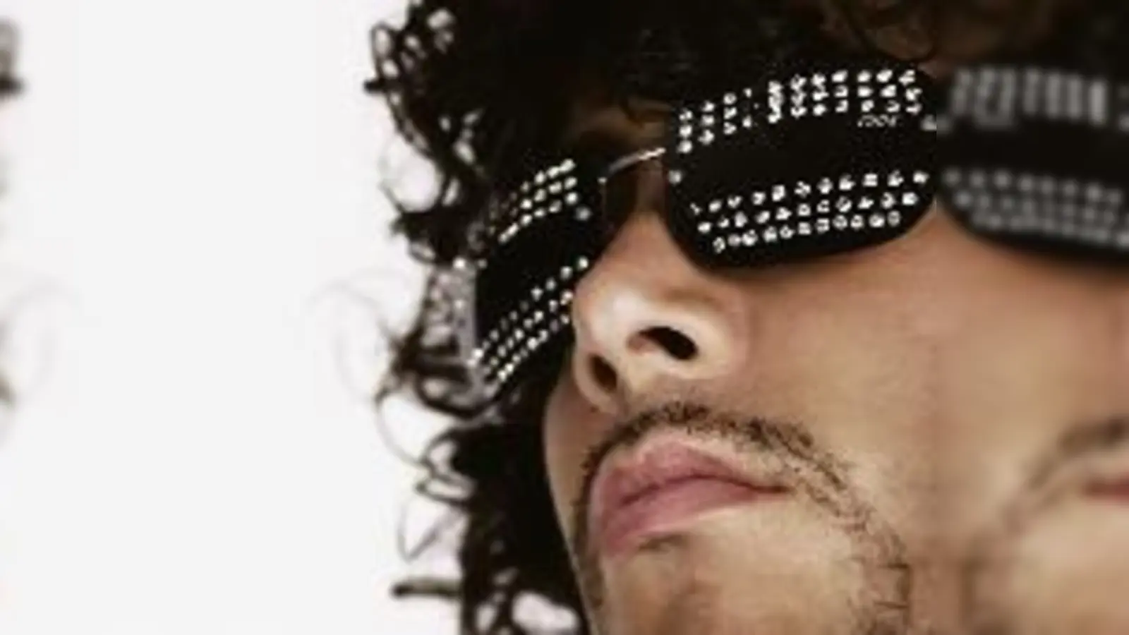 Fritz Voggenreiter hat mit dem Rauchen aufgehört. Jetzt fängt er mit einem Nichtraucher-Clubabend an, dem bisher ersten in Deutschland. 	 (Foto: VA)