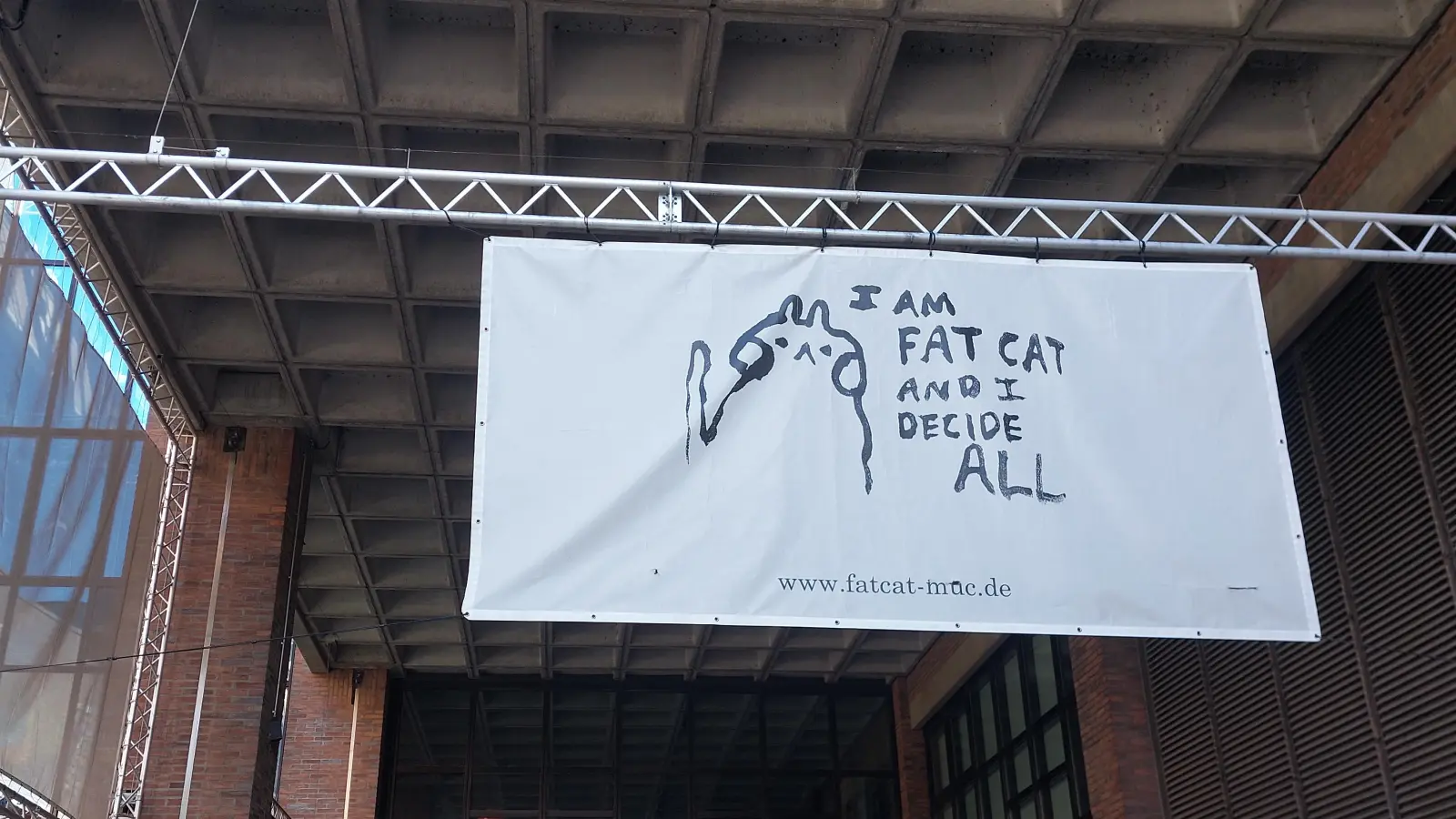 Unter dem Namen „FAT CAT” nutzen über 200 Mieter aus der Münchner Kulturszene die Räumlichkeiten des Gasteigs. Am 28. September findet ein Tag der offenen Tür statt. (Foto: bas)