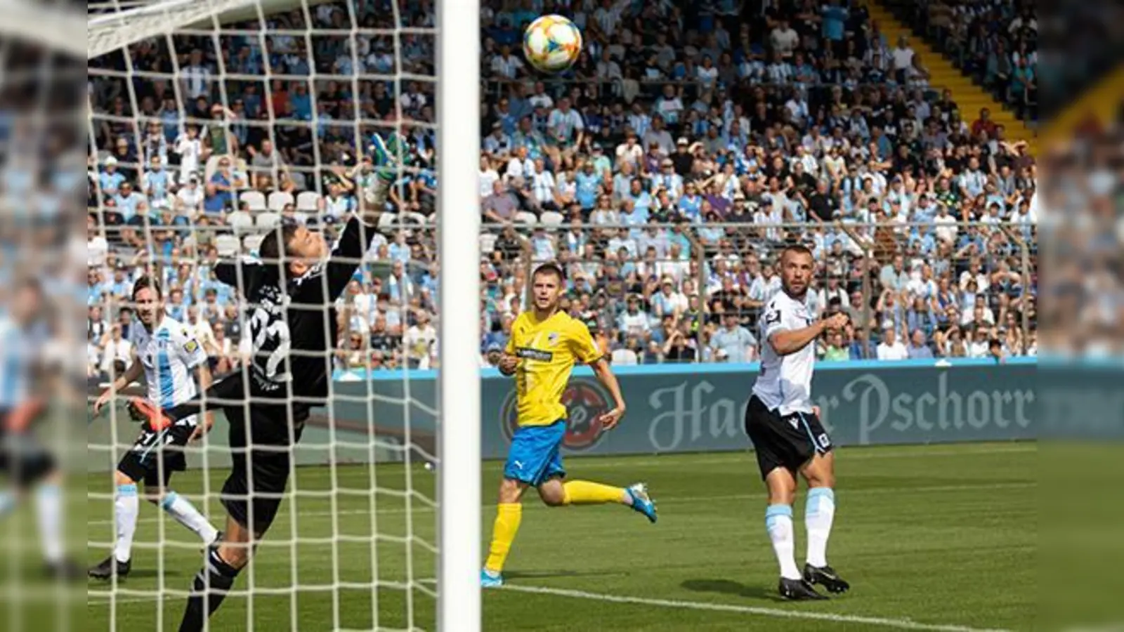 Doppeltorschütze: Felix Weber.  (Foto: Anne Wild)