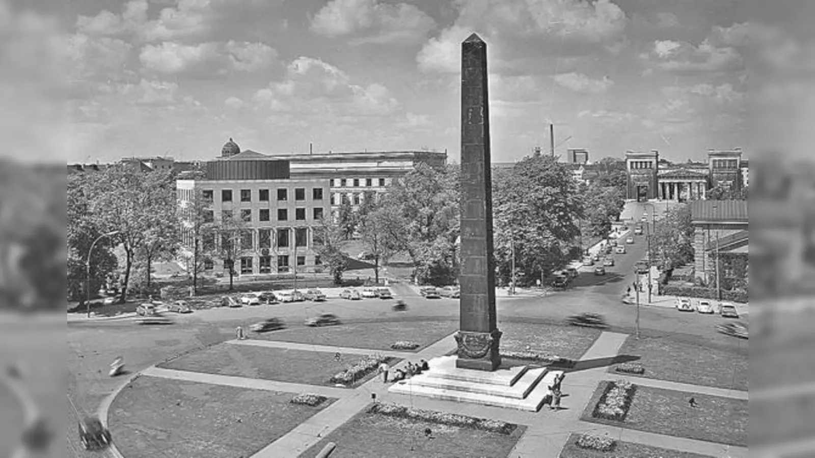 Das Amerikahaus am Karolinenplatz zur Zeit seiner Eröffnung 1957.  (Foto: Amerikahaus)