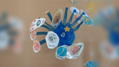 Weltraum-Nachtlichter wieder dieses wurden beim Ferienprogramm der AWO Germering gebastelt. (Foto: AWO Germering)