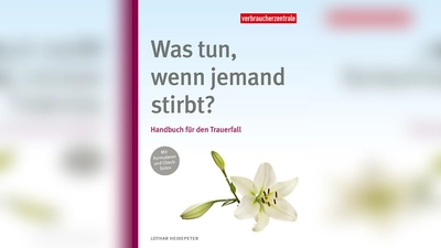 Der 164-seitige Ratgeber ist ein hilfreicher Begleiter bei einem aktuellen Todesfall. Auch wer sich rechtzeitig mit den Folgen des eigenen Ablebens für die Angehörigen beschäftigen möchte, findet hier Hilfe.  (Foto: VZ)