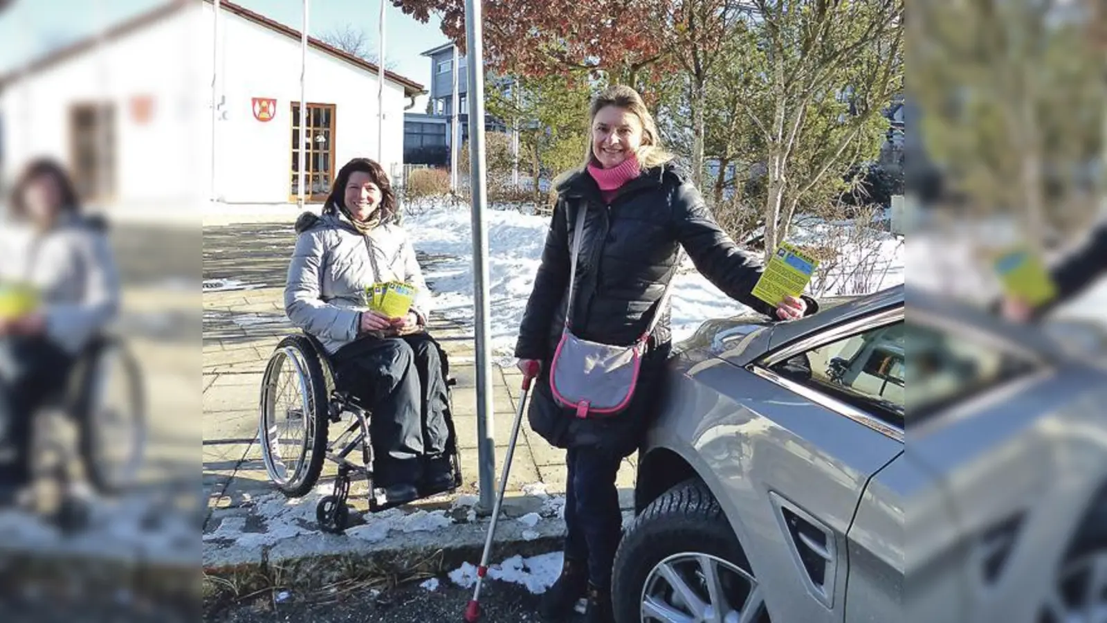 Sigrid Karl und Petra Stelzl beide Mitglieder der Gruppe  »Barrierefreies Grasbrunn«.	 (Foto: Edith Reithmann)