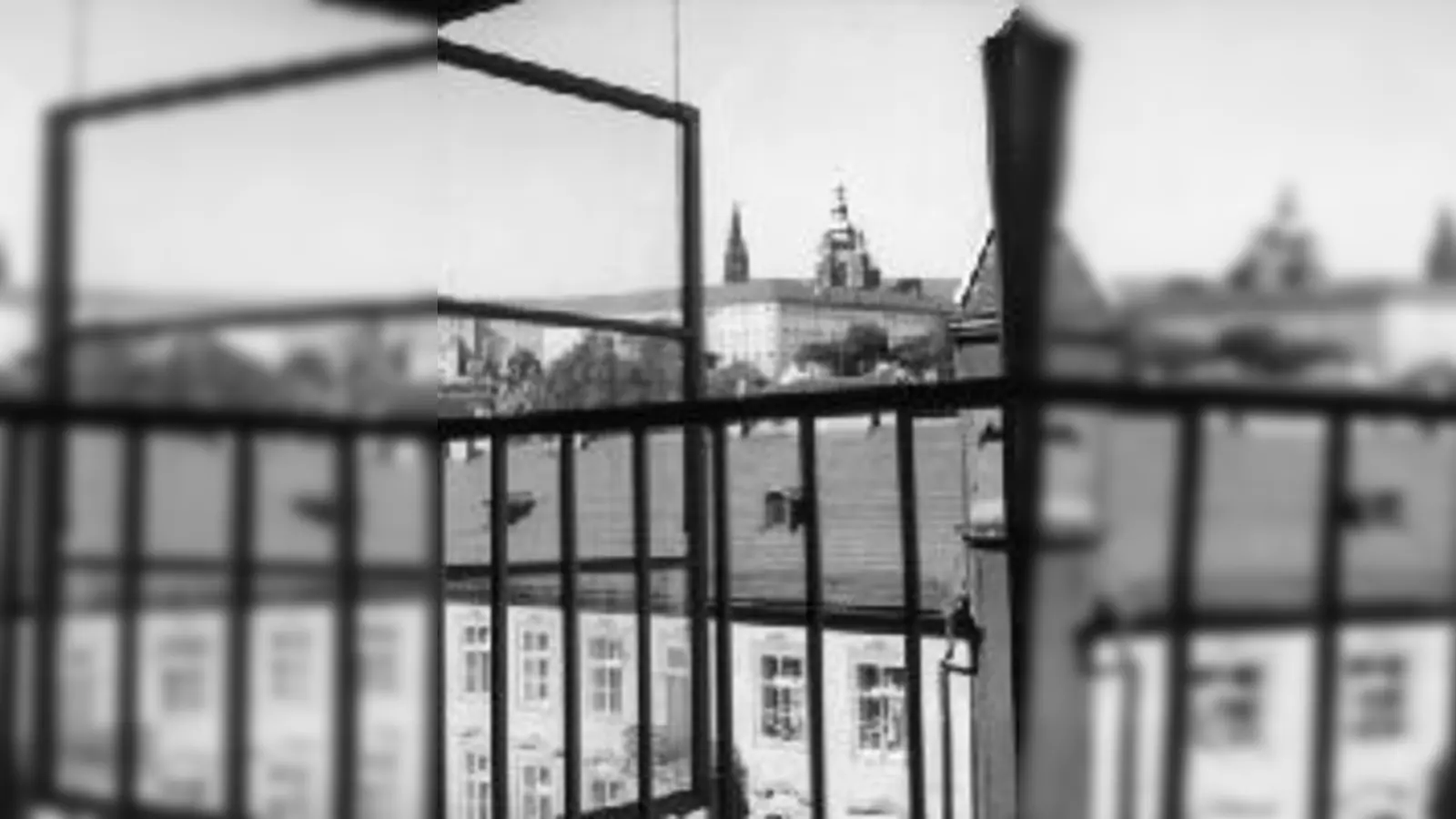 Blick aus Kafkas ehemaliger Wohnung im Prager Schönborn-Palais.	 (Foto: VA)