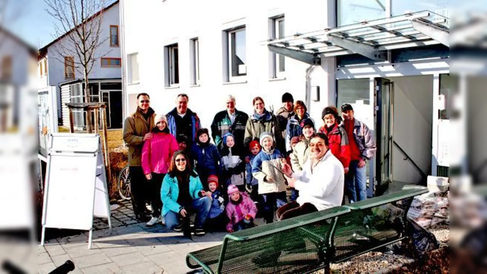 Zu den regelmäßigen Veranstaltungen gehört das Ramadama in Waldperlach, das unter der Federführung der WAPE stattfindet.	 (Foto: Boschert)