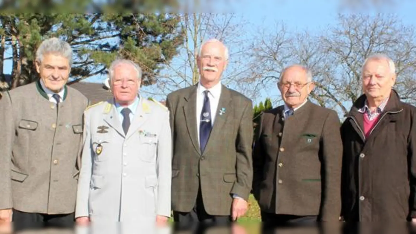 Die fleißigen Grafinger Sammler des Volksbundes: Paul Brandlmeier, Ulrich Rudelbach, Benno Kretschmann, Franz Bauer und Otto Hartl (v. li.).  (Foto: Otto Hartl)