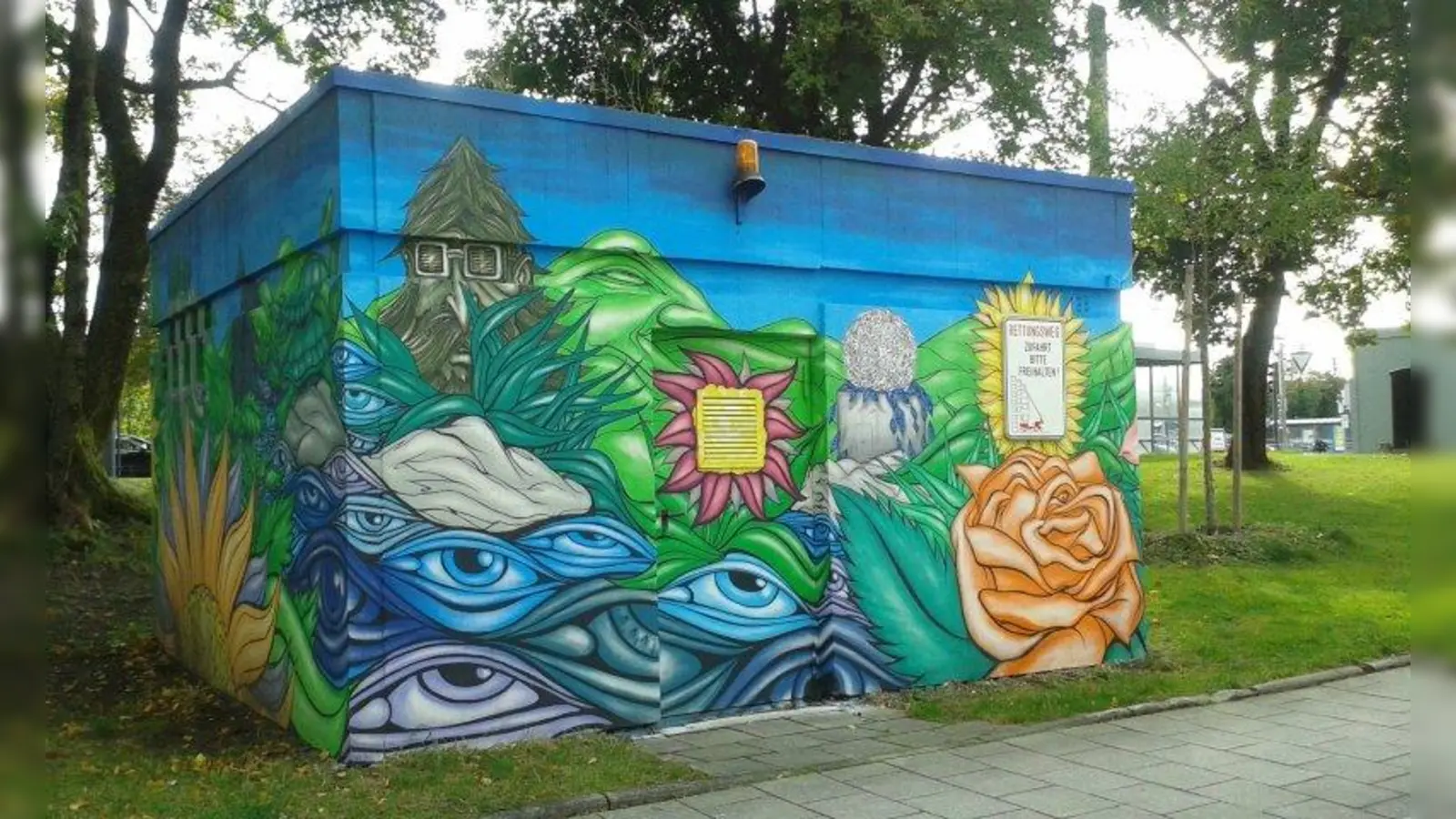 Das von Martin Blumöhr gestaltete Pumpenhäuschen am Kärntner Platz zieht die Blicke auf sich. Nun sollen auch andere solchen zweckgebundener Häuschen in Laim mit Graffitikunst aufgewertet werden. (Foto: kö)