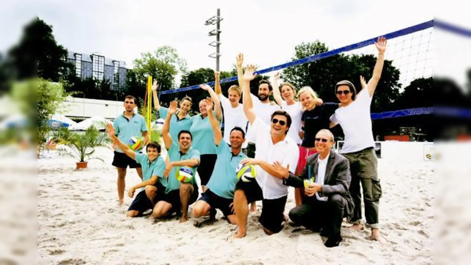 Das Team Bademeister setzte sich mit 18:16 gegen die Volleyballer der SWM durch.	 (Foto: privat)