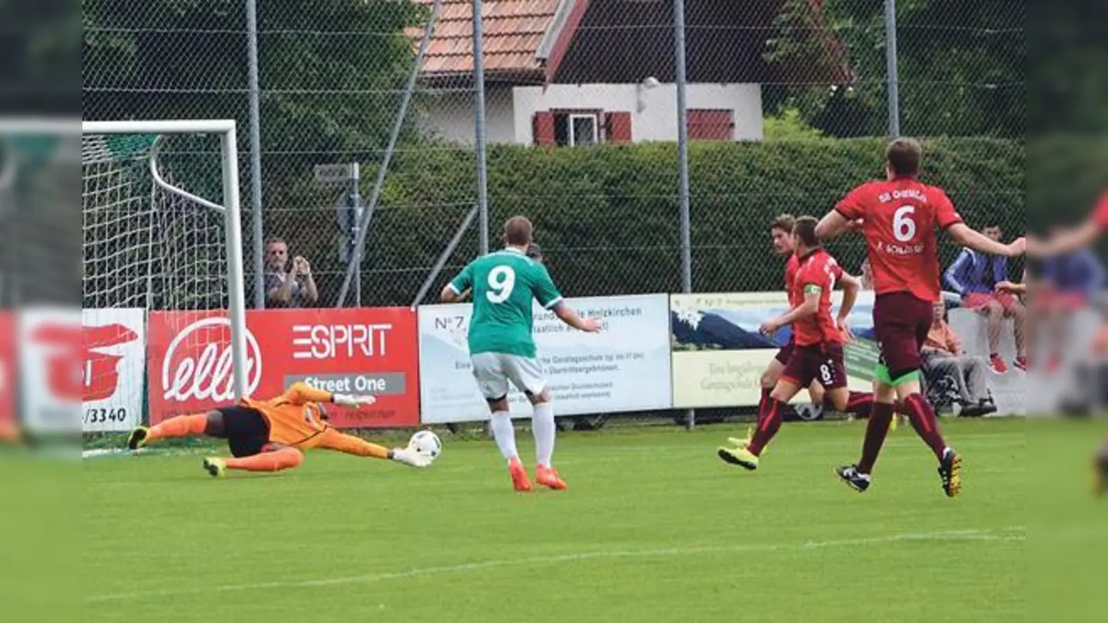 TuS Holzkirchen : SB Chiemgau Traunstein 1:0 (0:0) (Foto: red)