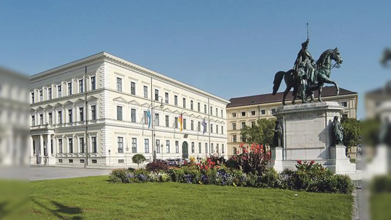 Früher voller Kunstschätze, heute voller Büros bayerischer Finanzbeamter. Palais Leuchtenberg. 	 (Foto: Finanzministerium)