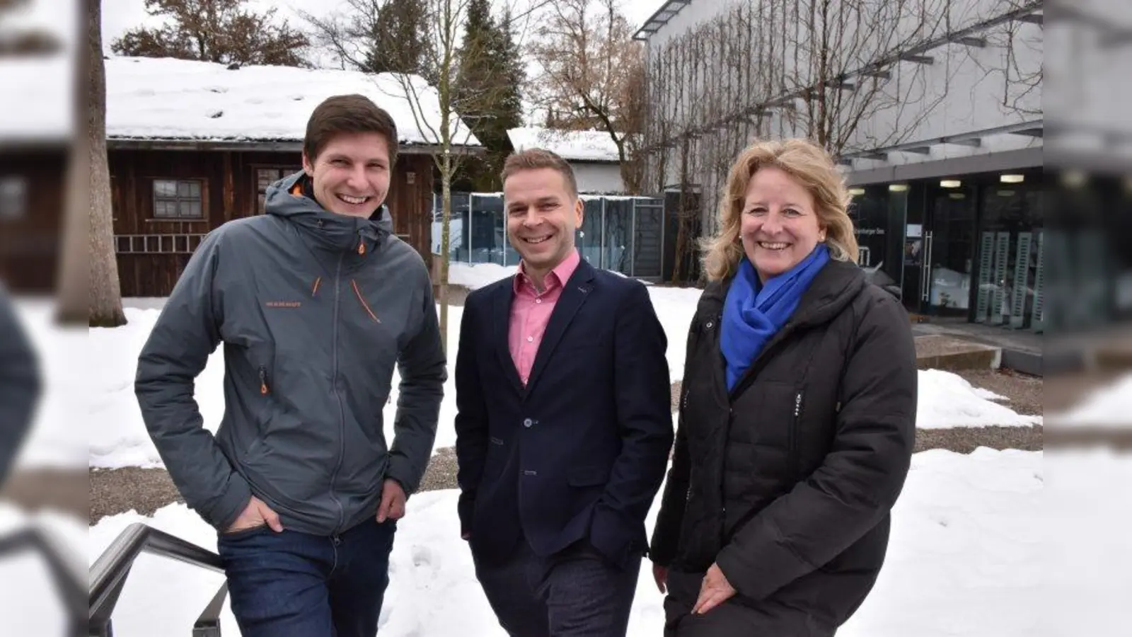Benjamin Tillig (Mitte) stellte sich als neuer Museumsleiter vor. Auf die Zusammenarbeit freuen sich Bürgermeisterin Eva John und Ludwig Beck (Amtsleiter Bürgerservice). (Foto: Hauck)