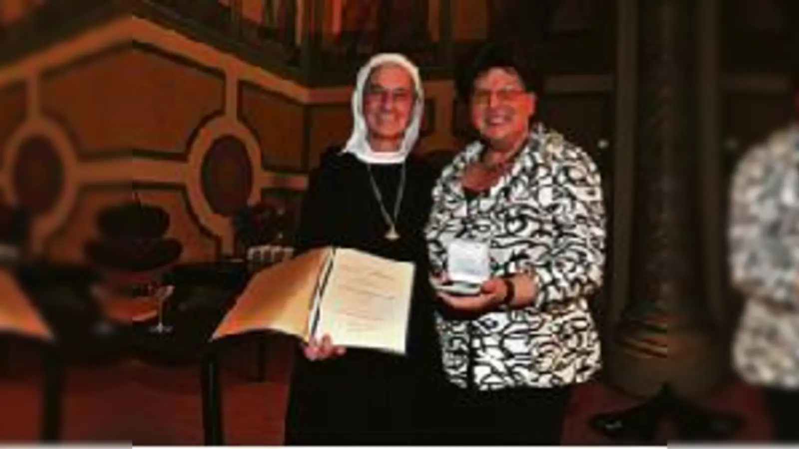 Berg am Laim · Silberne Ehren verliehen (Foto: red)