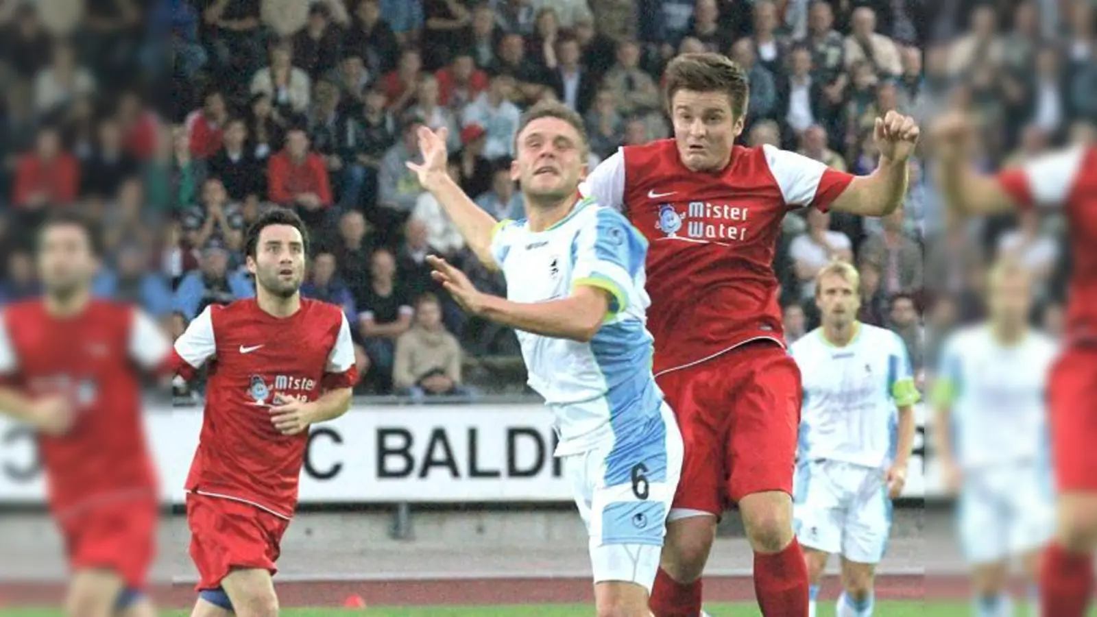 Die Mannen des SCBV (in rot) haben sich beim Freundschaftsspiel gegen die Löwen tapfer gewehrt: 0:5 lautete das zufriedenstellende Ergebnis. 	 (Foto: SCBV)