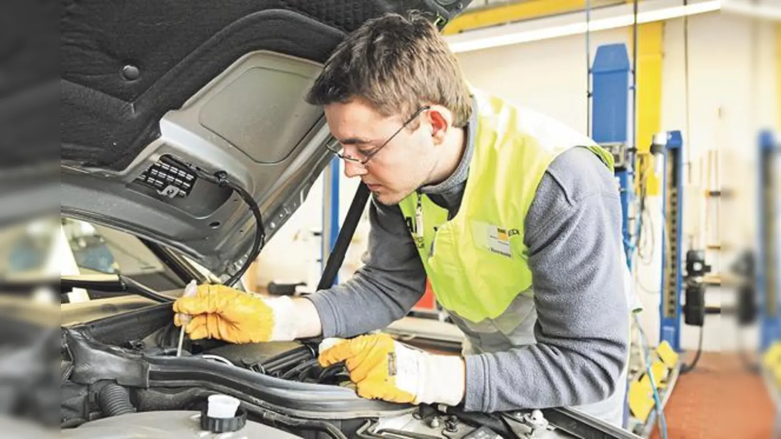 Vor dem Kauf empfiehlt der ADAC eine ausführliche Gebrauchtwagenuntersuchung.	 (Foto: ADAC)