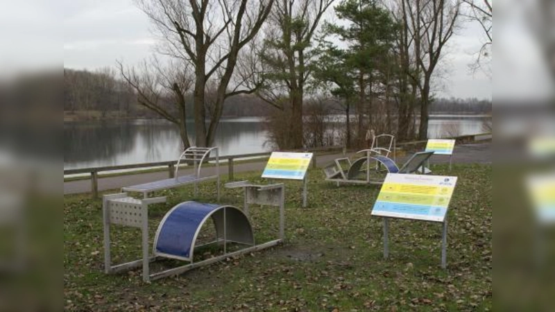 Der neue Fitness-Parcours am Karlsfelder See soll als Treffpunkt für Jung und Alt fungieren. (Foto: ar)