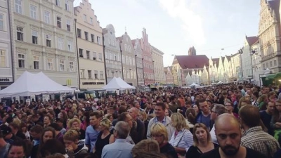Einmaliges Ambiente! Das Altstadt Open Air Landshut zieht jedes Jahr tausende Musikfreunde an.	 (Foto: Stefan Dohl)