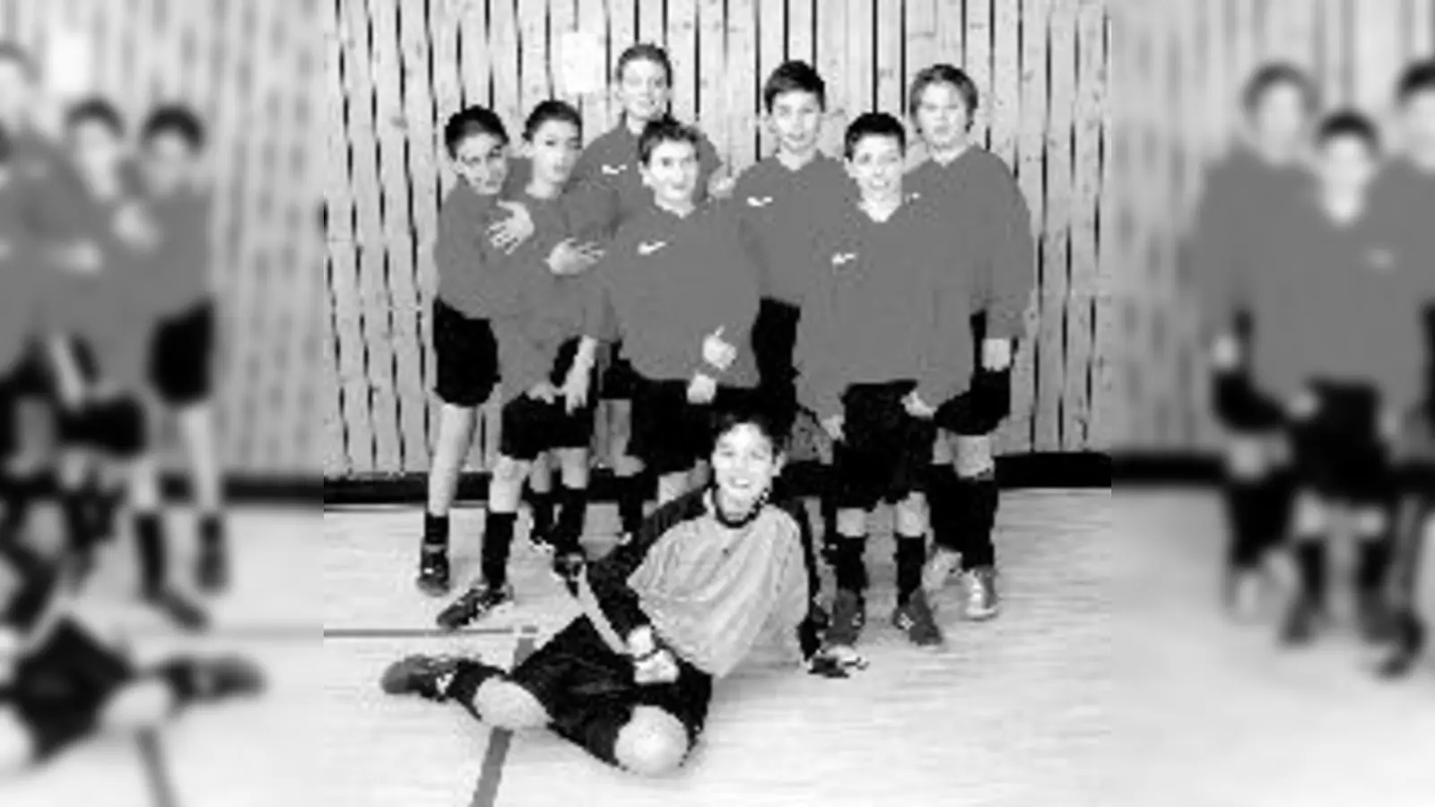 Fit auf kleinem Raum und fest entschlossen: Die Straßenfußballer des FC  (ABIX.Foto: VA)