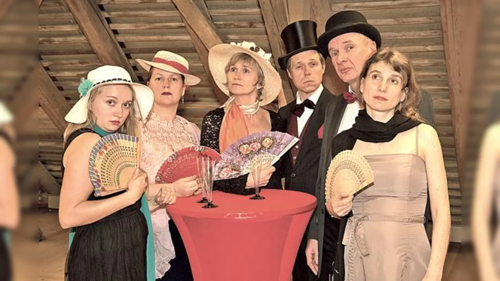 Die sechs Schauspieler des Theatervereins spielen  komödiantische Szenen.	 (Foto: Theaterverein)