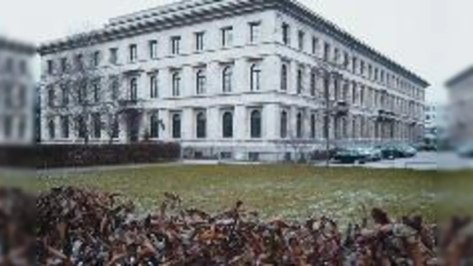 Gemeinsam mit anderen Gebäuden ist die Musikhochschule ein Beispiel für die braune Vergangenheit Münchens. Daneben sollte ein Dokumentationszentrum über die Nazi-Jahre in München entstehen. Doch es fehlen zehn Millionen Euro.  (Foto: Archiv)
