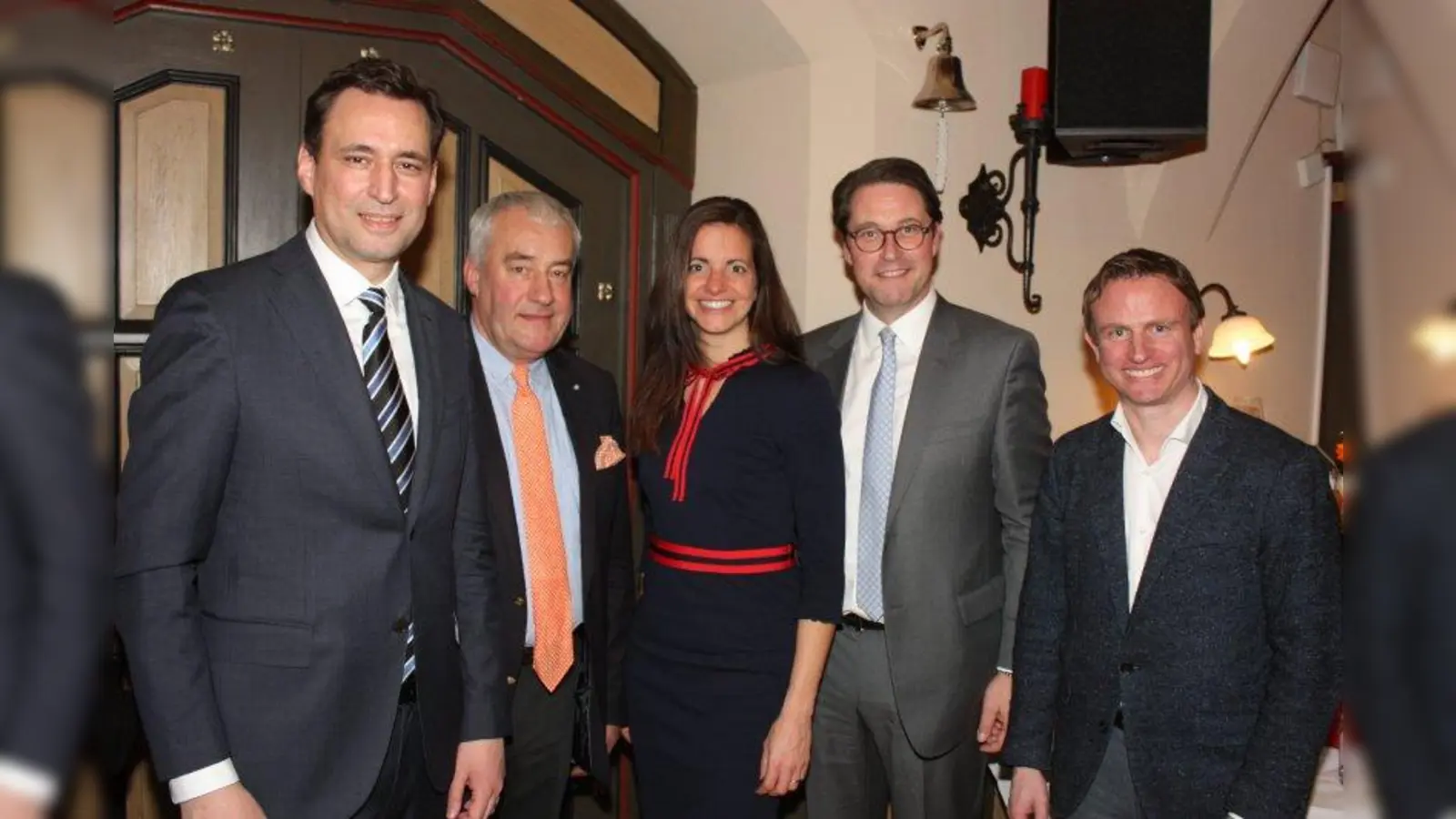 In Aufbruchstimmung (von links): Justizminister Georg Eisenreich (Vorsitzender CSU München Süd), Ludwig Spaenle (Vorsitzender der CSU München), Kommunalreferentin Kristina Frank (OB-Kandidatin der CSU), MdB Andreas Scheuer (Bundesverkehrsminister) und Hans Theiss (Vorsitzender CSU Mitte). (Foto: job)