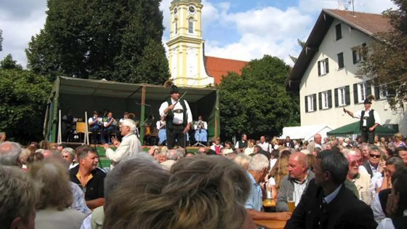Der Festring Perlach hofft am 14. September auf gutes Wetter, damit viele Gäste zur Kirta kommen.  (F: Festring Perlach)