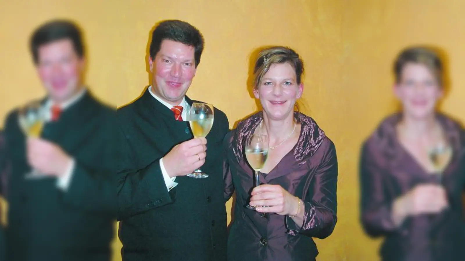 Närrische Oberhäupter in spe: Herbert und Sonja Pommer freuen sich auf die Faschingssaison 2010. (Foto: bb)