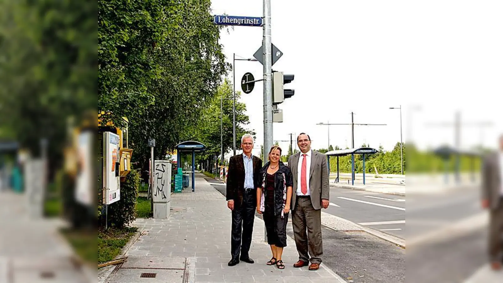 Der Vorstand des Vereins »Verkehrskonzept Prinz-Eugen-Park« (v. li.): Werner Ross, Martina Jansen und Michael Schramm wehren sich gegen das Verkehrskonzept der Stadt.	 (Foto: ahi)