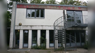 Experten erwarten bei der Totalsanierung des über 40 Jahre alten Laimer Jugendzentrums „große Eingriffe in die Bausubstanz. (Foto: tg)